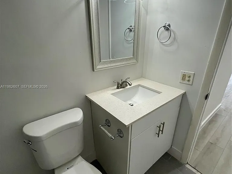 365 NE 125th St #409 — Photo 15