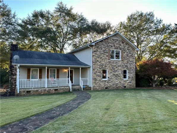 307 Pinecrest Rd, Anderson, SC 29626