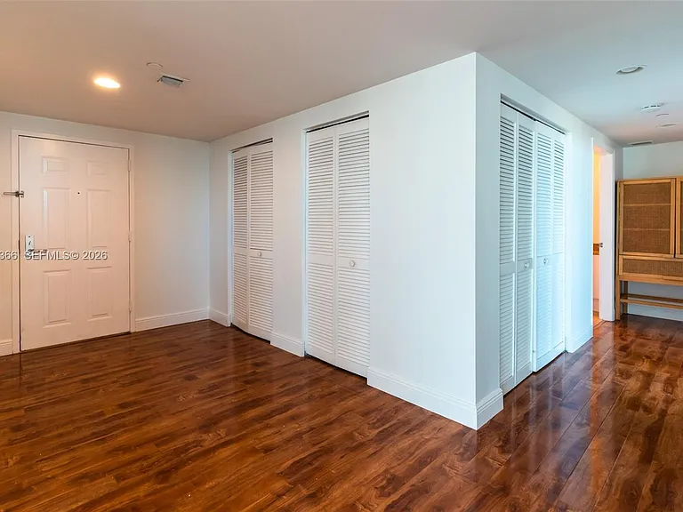 19501 W Country Club Dr #1603 — Photo 7
