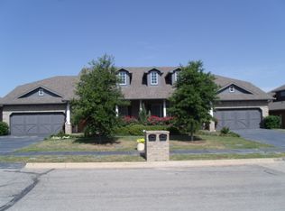5700 Ridgerock Rd, Fort Worth, TX 76132