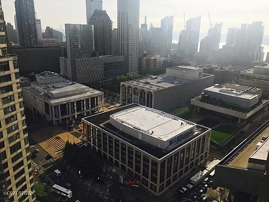 Rented by Corcoran | media 32