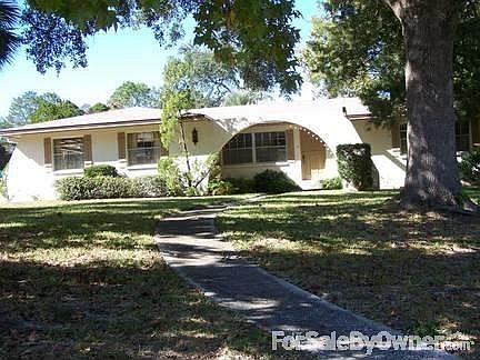 1st image of 4608 NW 39th Ter