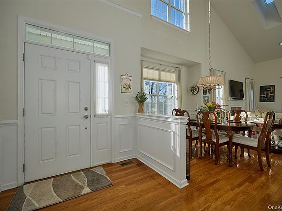 4th image of 40 Evan Court