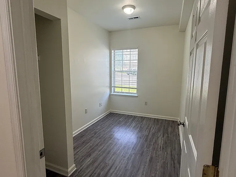 Maverick Apartments! — Photo 14