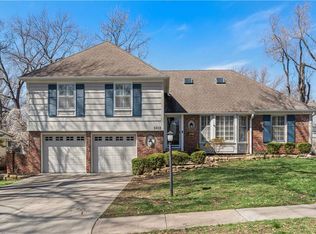 9618 Beverly Dr, Overland Park, KS 66207