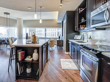 One Dallas Center Apartments