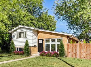 2101 Emerson St, Evanston, IL 60201