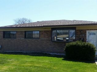22116 Hoffman St, Saint Clair Shores, MI