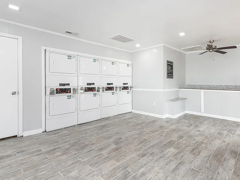 Dwell Townhomes — Photo 32