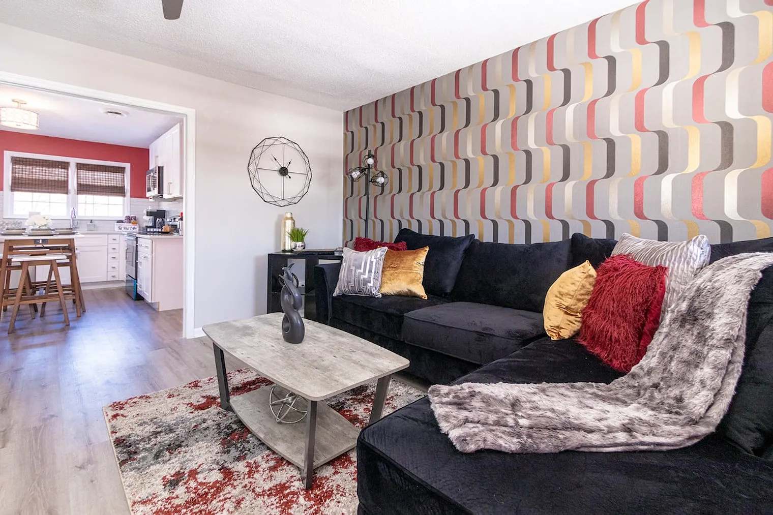 2 bed, 1.0 bath, $4,841 — Photo 4