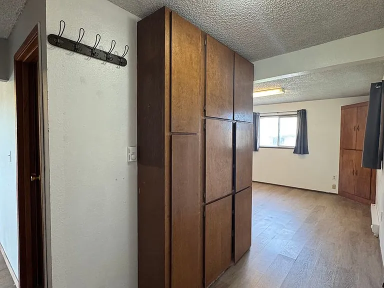 203 Railroad Ave — Photo 14