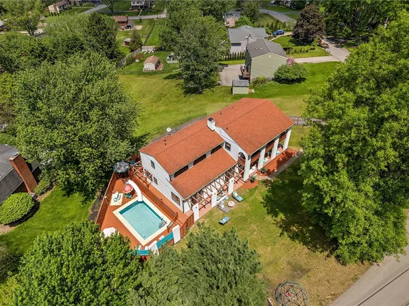 3031 Marie Dr, Gibsonia, PA 15044
