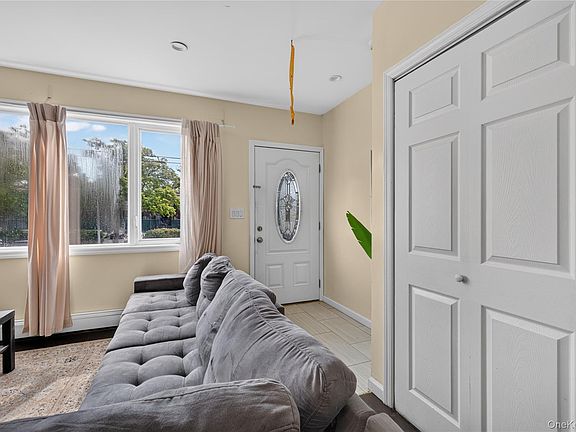 3rd image of 14330 185th Street