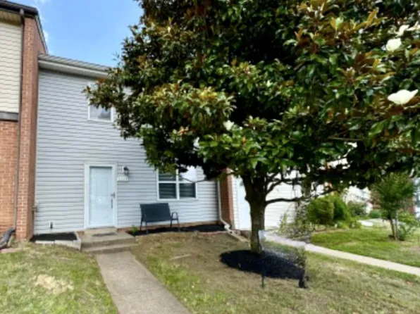 8223 Wycliffe Ct, Manassas, VA 20109