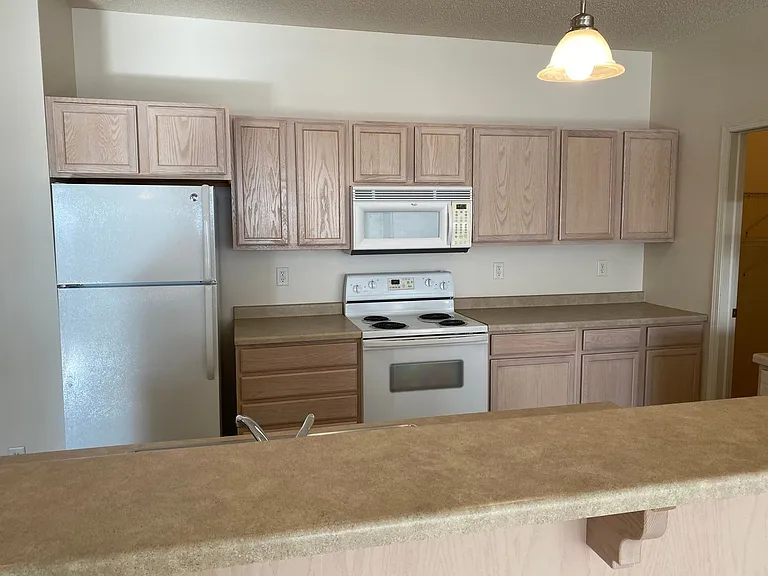Old Orchard Apartments — Photo 40