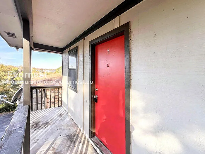 9 Meredith Ct #5 — Photo 4