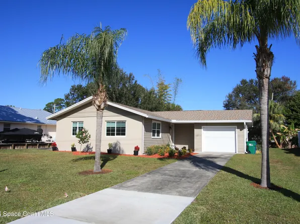 572 Orange Ave, Sebastian, FL 32958