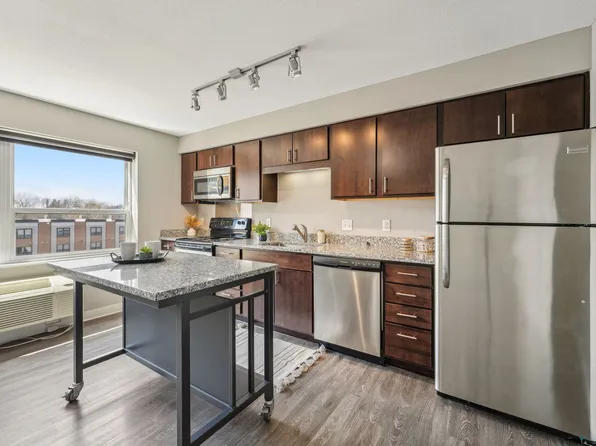 Spectrum Apartments & Townhomes