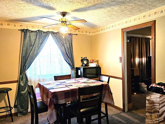 4th image of 10330 Rockford Ct