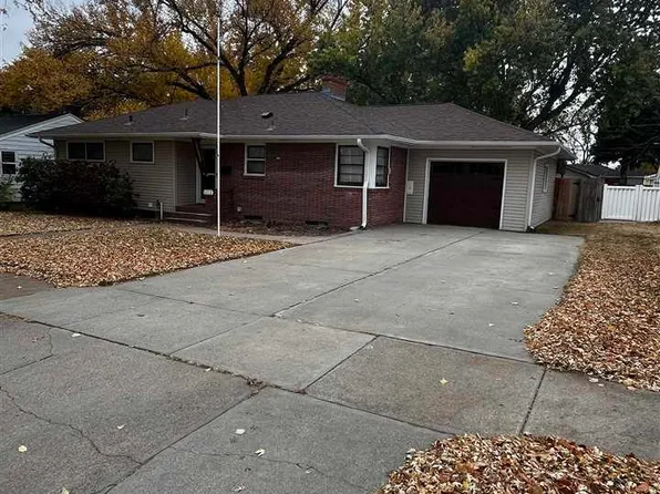1212 Emerson Ave, Alliance, NE 69301