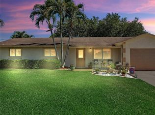 13701 SW 37th Ct, Fort Lauderdale, FL 33330