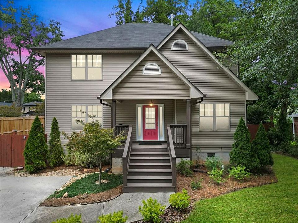 1st image of 2457 Glendale Cir SE