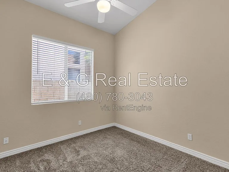 3261 W Ross Dr — Photo 23