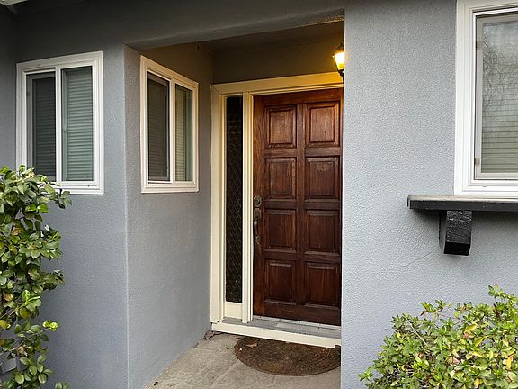 2nd image of 2264 Moorbrook Way