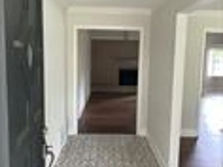 5430 Lake Lindenwood Dr — Photo 2