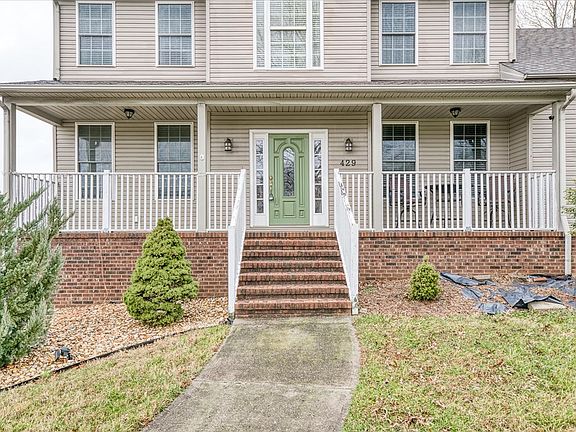 5th image of 429 Windrowe Dr