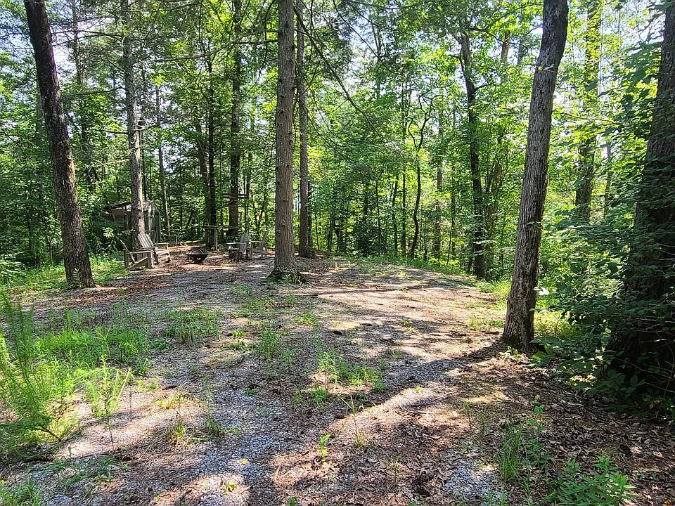 1st image of 1011 Carrs Creek Rd