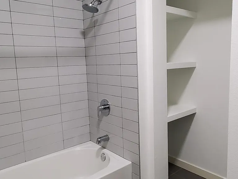 Grand View Apartments — Photo 13