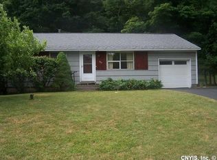 307 Blackmore Rd, Camillus, NY 13031