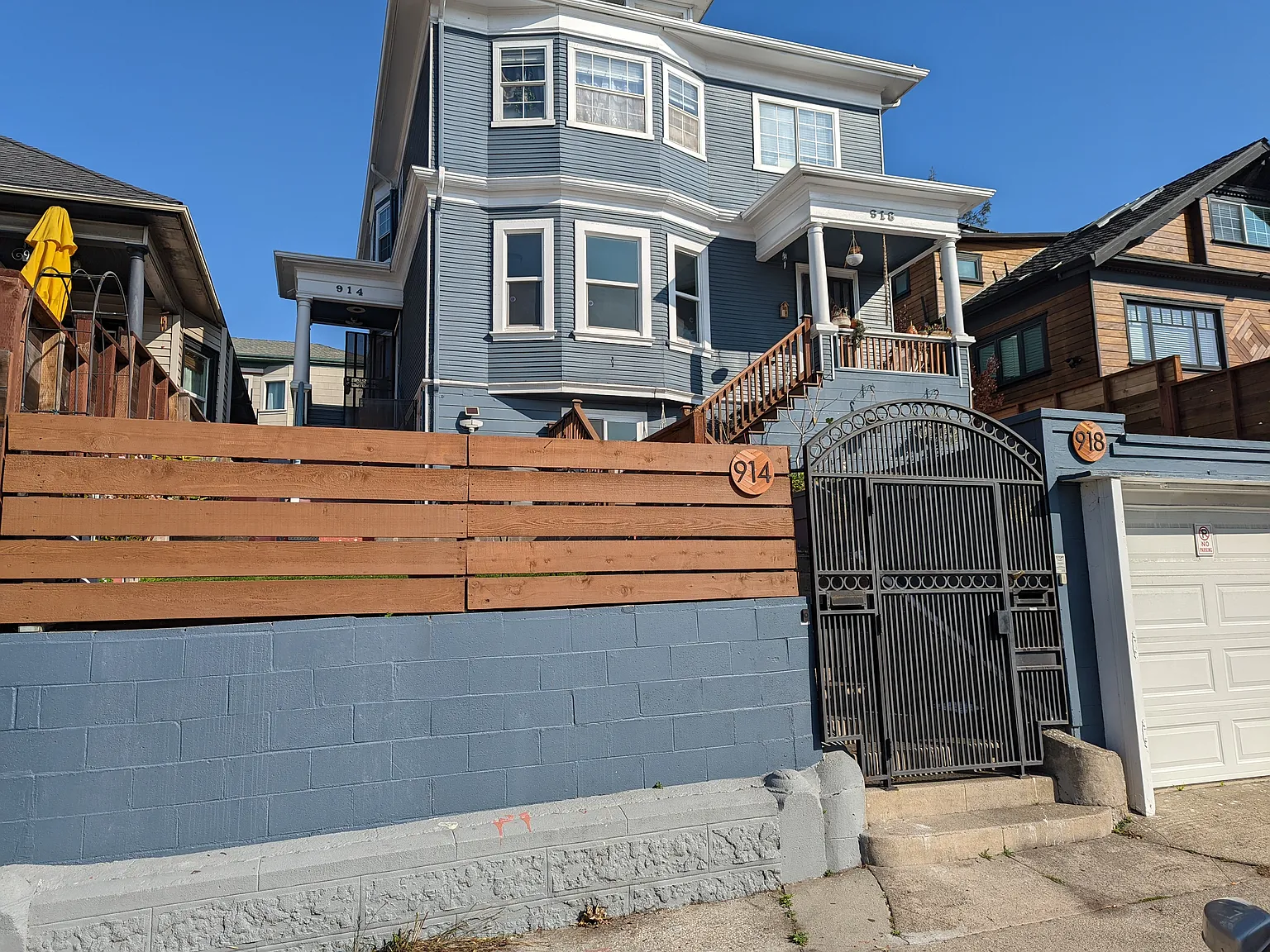 4 bed, 1.5 bath, 1400 sqft, $3,195 — Photo 1