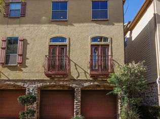 596 Bomar St, Houston, TX 77006