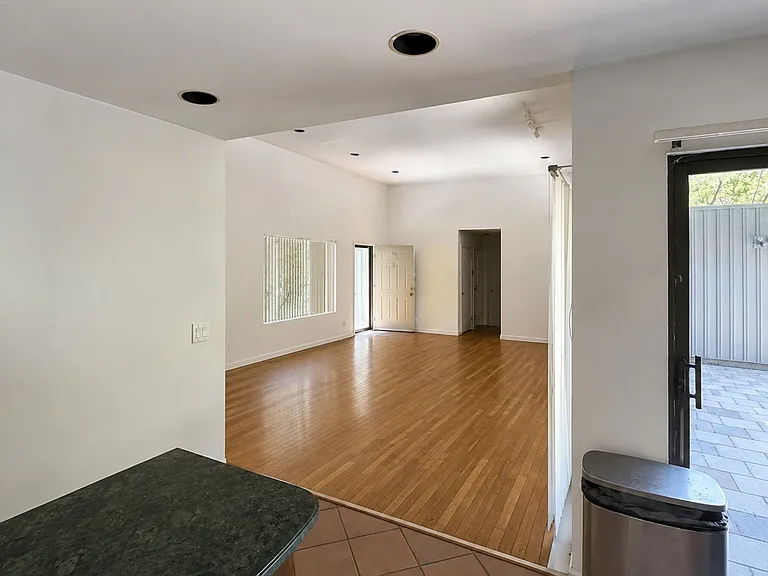 29 Box Tree Rd — Photo 13