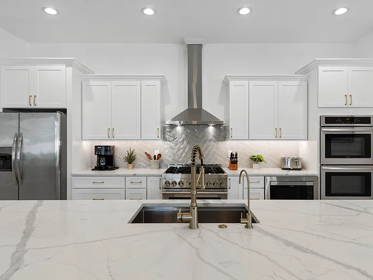 4 Potomac Dr #A — Photo 10