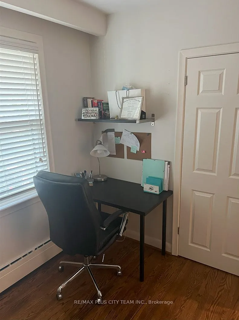 3 bed, $2,850 — Photo 2