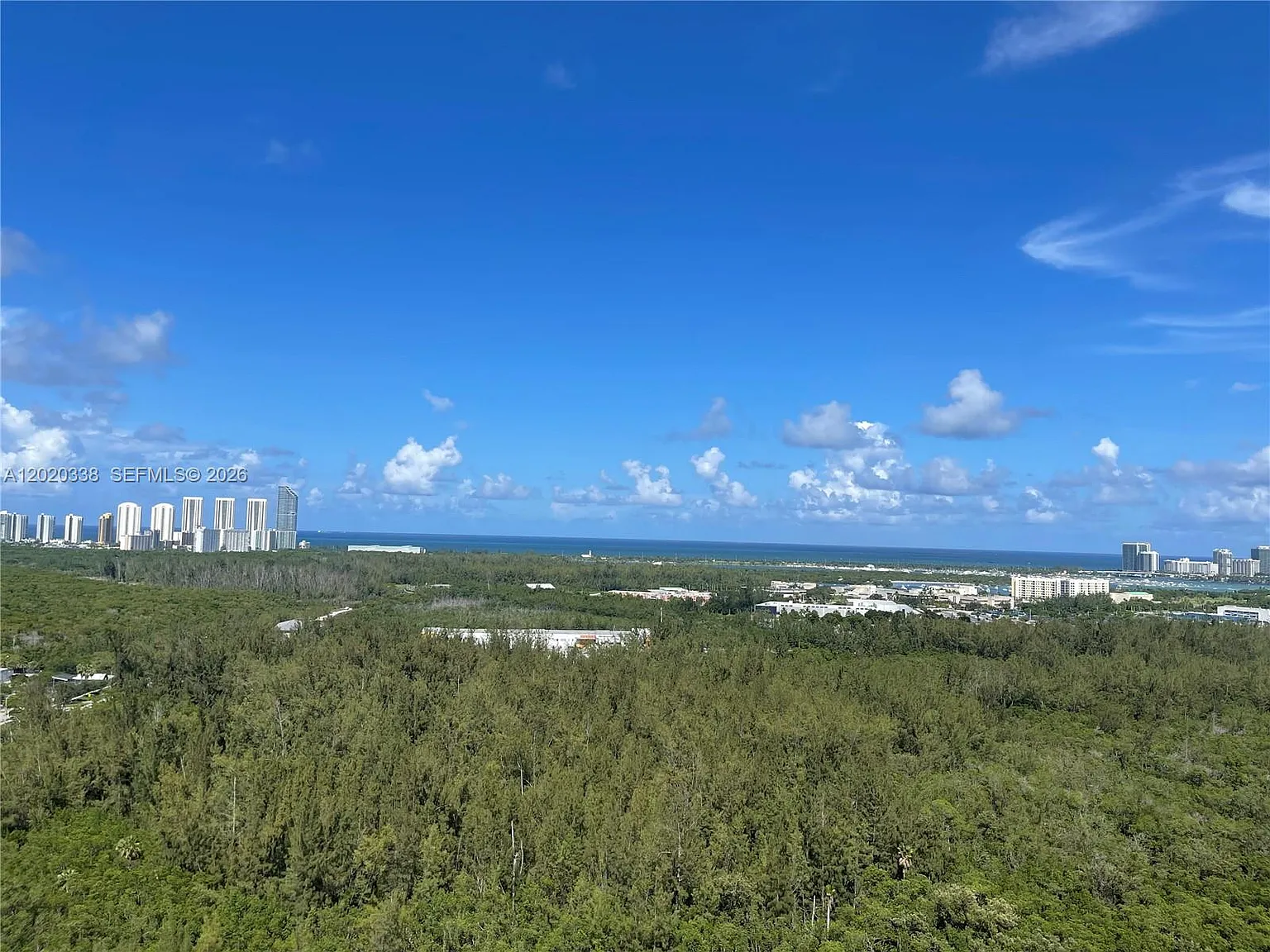 The Oaks I Condo — Photo 1
