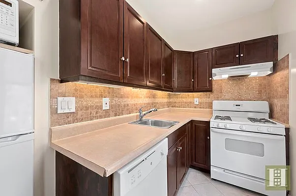 Rented by Halstead Real Estate | media 3