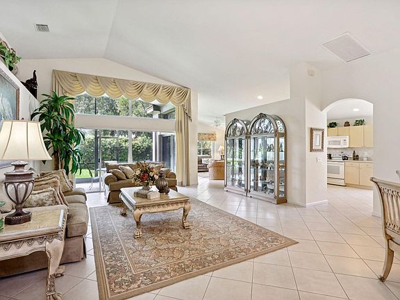 4th image of 11332 Ohanu Circle