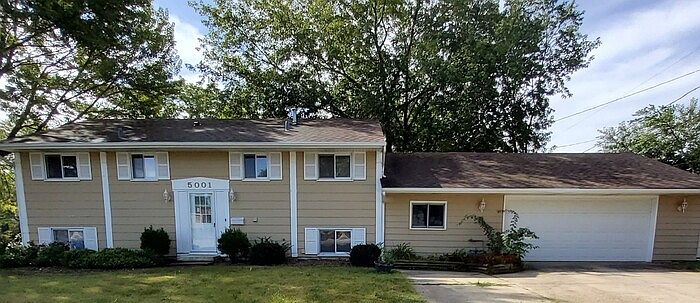1st image of 5001 Aldersyde Rd