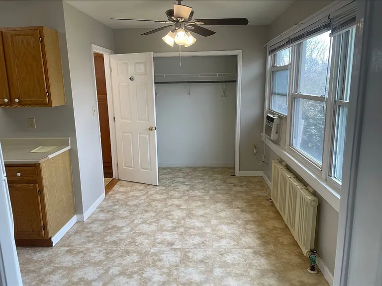 18 E Green St #C — Photo 6