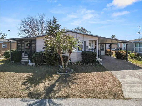 1706 Fox Hill Dr, Lakeland, FL 33810