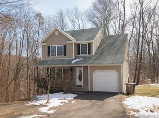 97 Hillcrest Dr, Vernon, CT 06066