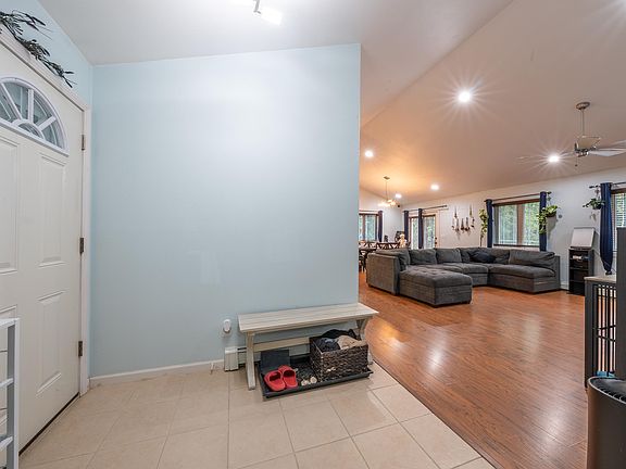 4th image of 2305 Moonlight Dr