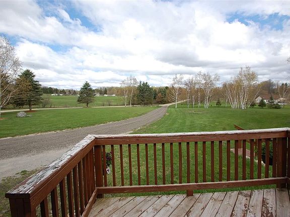 3rd image of 2097 Vicki Ln