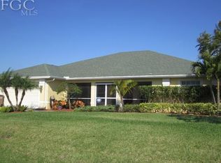 2025 NE 42nd St, Cape Coral, FL 33909