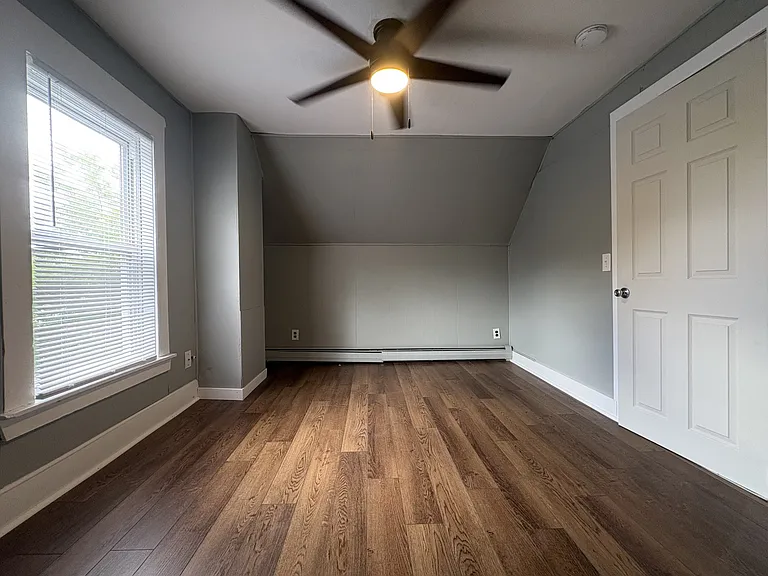 153 Pine St #3 — Photo 2