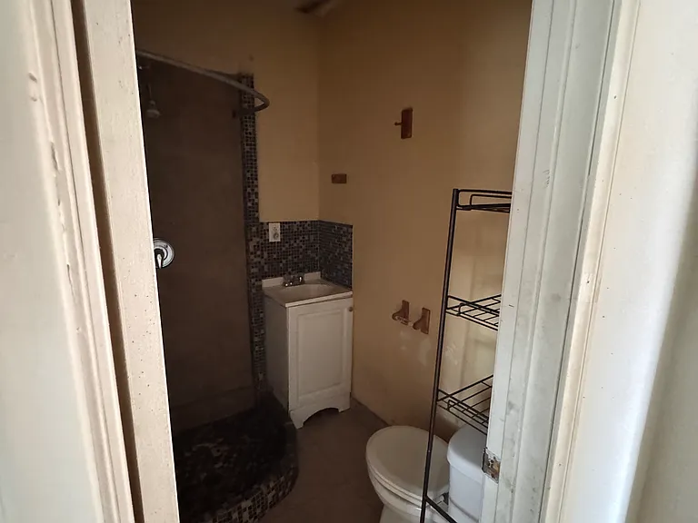 4417 W Bonanza Rd — Photo 8
